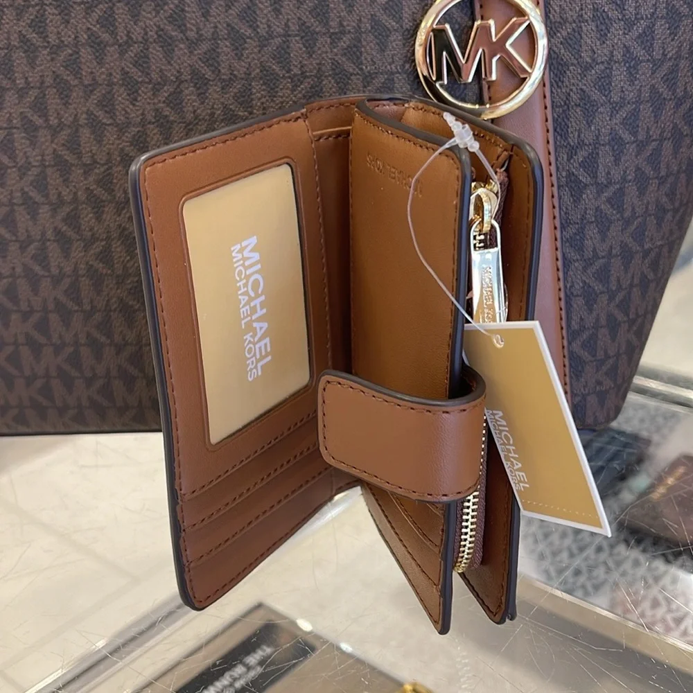 MICHAEL KORS Medium Signature Logo Wallet Brown NWT